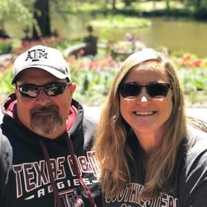 Meet your Posher, Kim